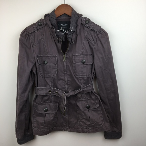 Sanctuary Jackets & Blazers - 💟 SANCTUARY zip up military jacket lace collar